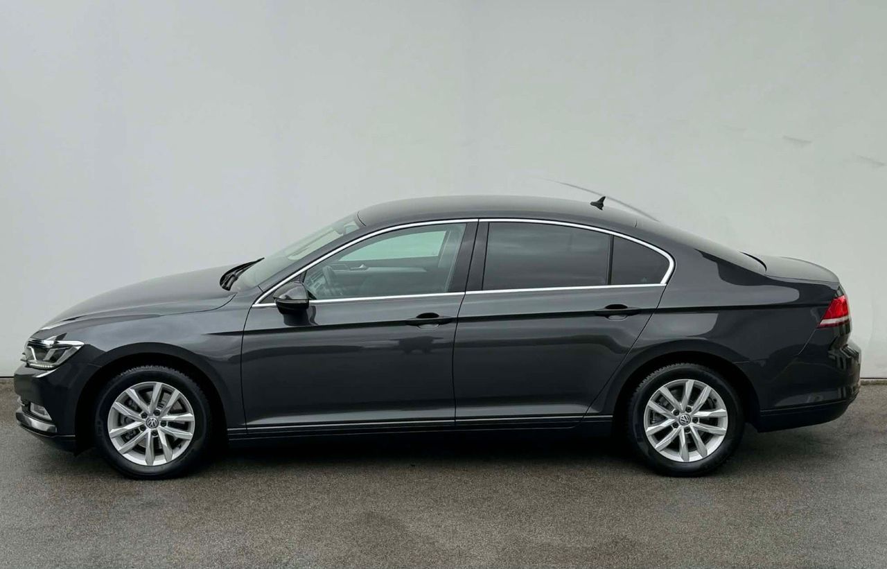 Zunanja slika - VW Passat - 2.0 TDI-H LINE-185.000km-VIRTUAL-LIZING ZA TUJCE-. - 6