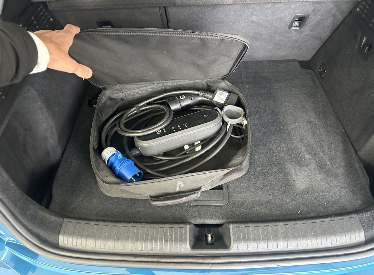 Zunanja slika - Audi A3 - 40 TFSI e Business Stronic 150kW.KAMERA.LED.BENCIN - 20