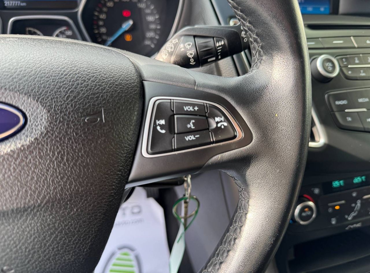 Zunanja slika - Ford Focus - TITANIUM°SLO°AVT.KLIMA°PARK.SEN.°ALU°BLUETOOTH°P.. - 14