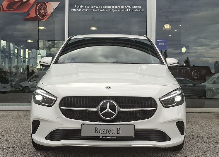 Zunanja slika - Mercedes-Benz B-Razred - 180 DCT ...TOP CENA... - 2