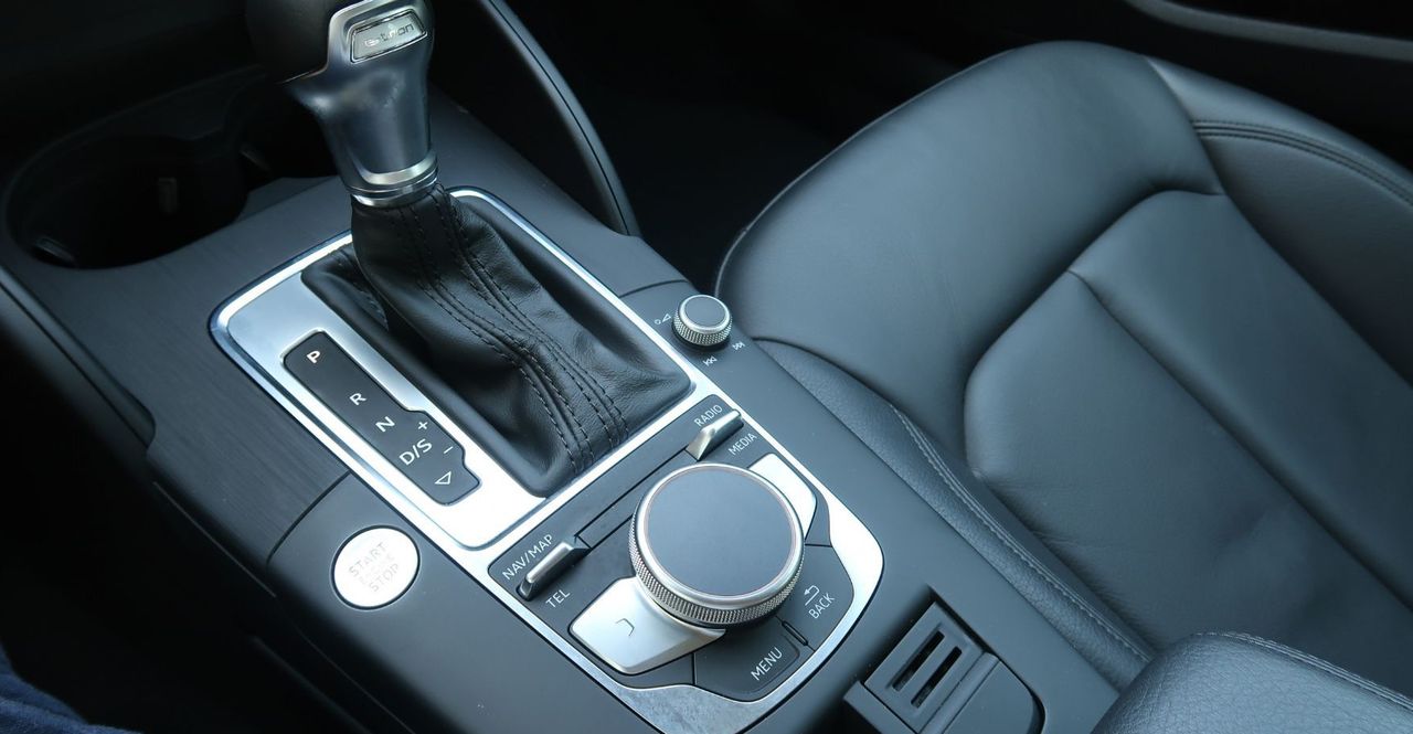 Zunanja slika - Audi A3 - 40 E-tron S-tronic-VIRTUAL-LED-NAVI-PDC - 17