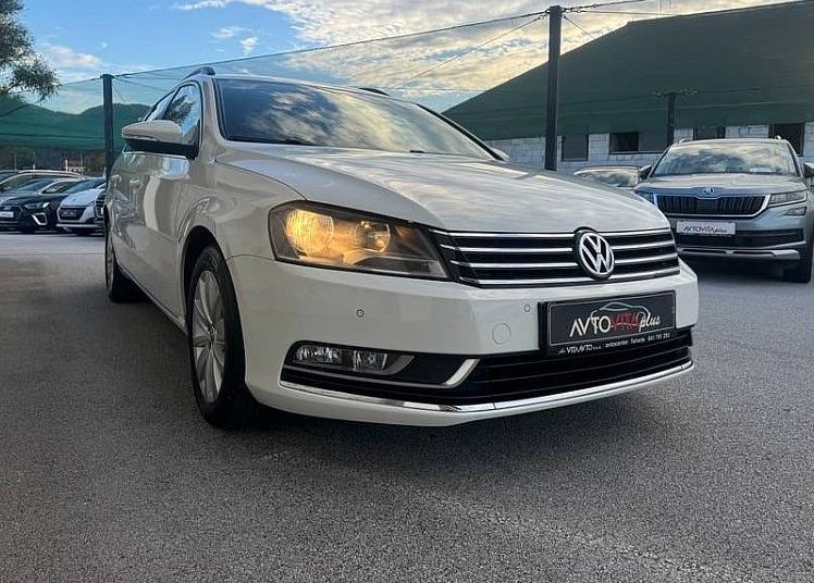 Zunanja slika - VW Passat - Variant 2.0 TDI BlueM.Tech. Comfortline Tempomat Pdc Navi - 2