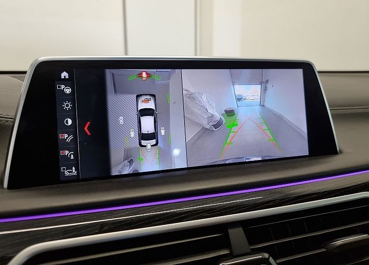 Zunanja slika - BMW Serija 7 - : 750d xDrive HUD ACC Pano Harman Kardon - 17