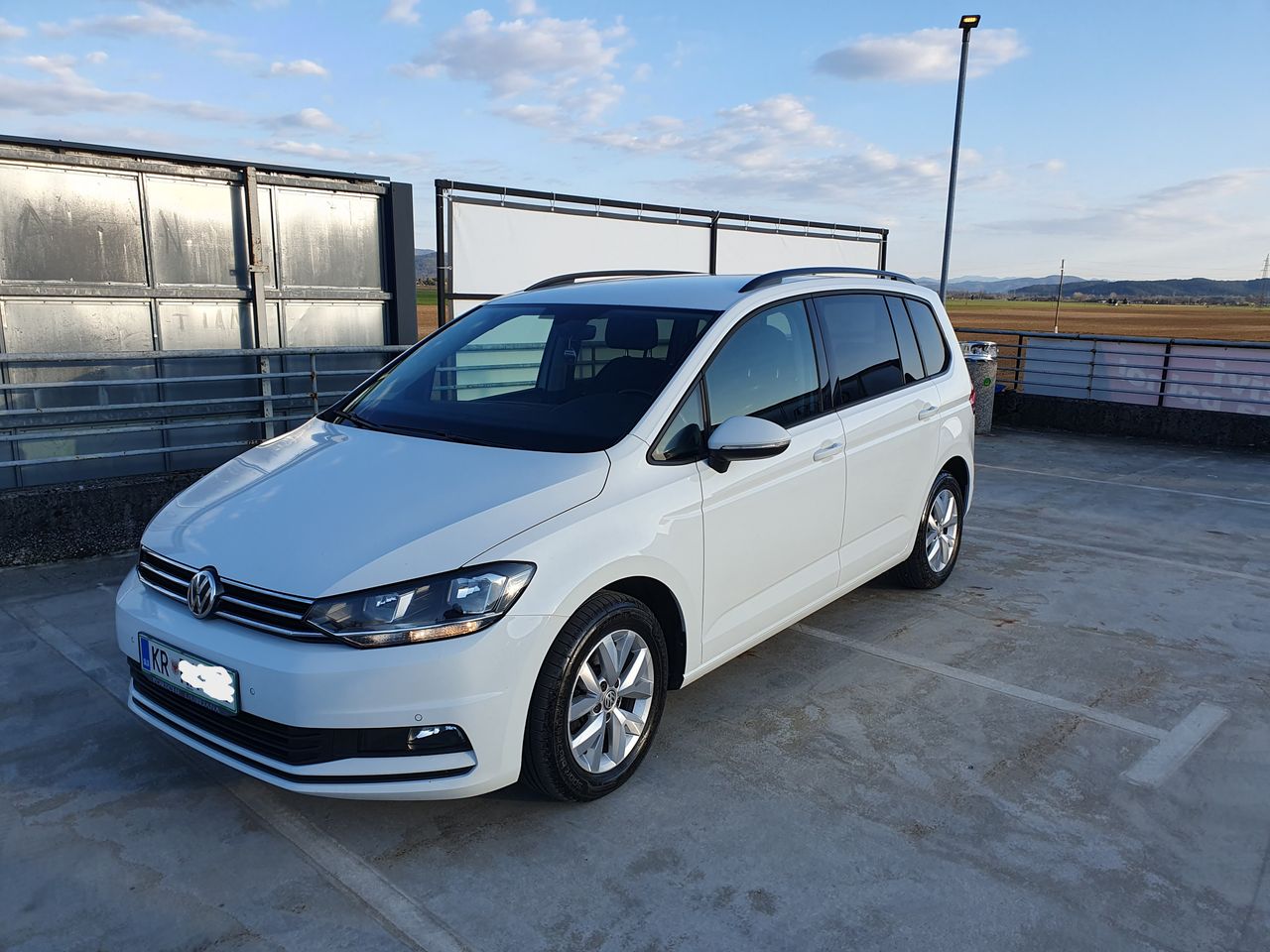 Zunanja slika - VW Touran - 2.0TDI 150KM - 2