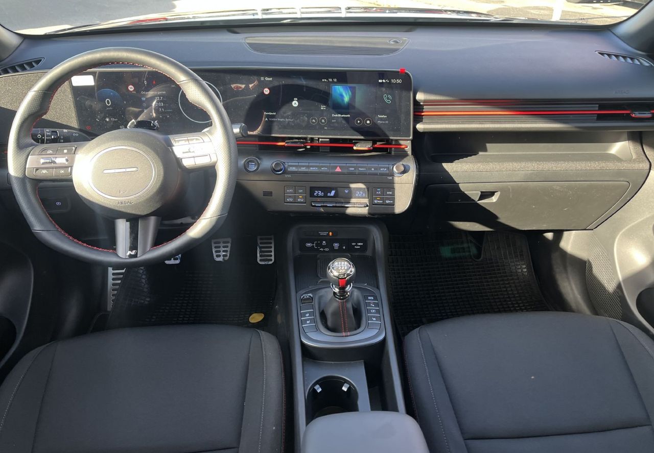 Zunanja slika - Hyundai Kona - 1.6 T-GDI 138 Premium TESTNO VOZILO - 8