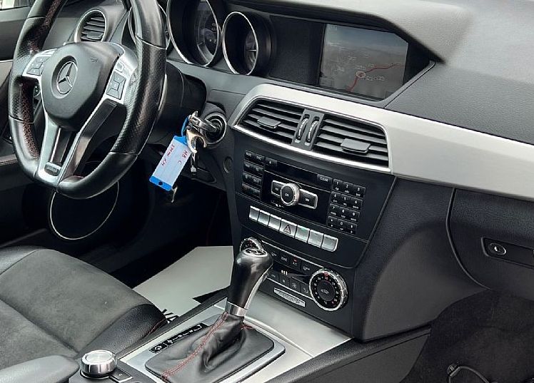 Zunanja slika - Mercedes-Benz C-Razred - C 220 CDI+AMG+EL. OKNO+XENON+NAVI - 18