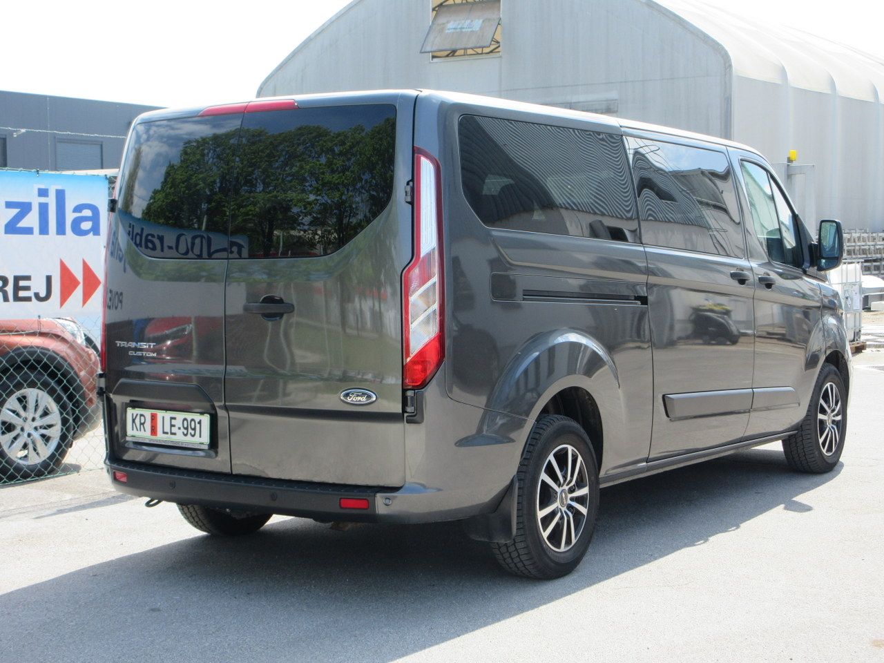 Zunanja slika - Ford E-Transit Custom - Transit 2.0 TDCi 170KM L2 8+1 - le 97.000km - na OBROKE - 5