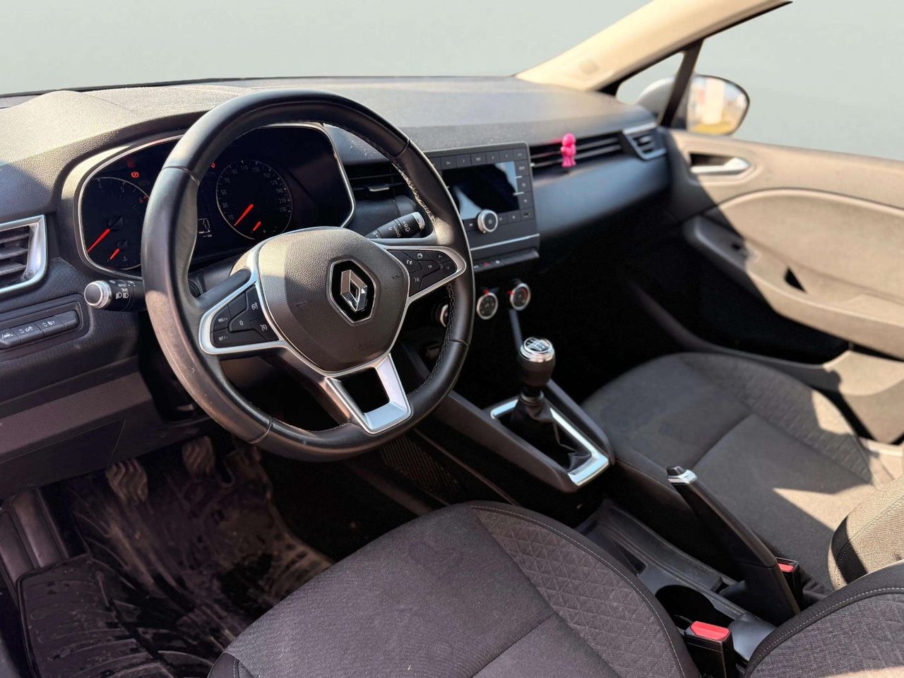 Zunanja slika - Renault Clio - TCe 100 Zen - 8