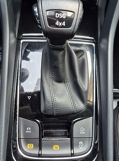 Zunanja slika - Škoda Karoq - Scout 2.0 TDI DSG 4x4 - 8