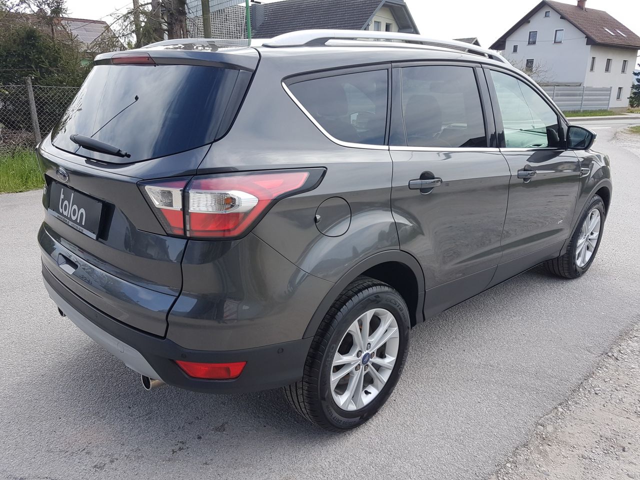 Zunanja slika - Ford Kuga - 4x4 2,0 TDCi Titanium Powershift - 8