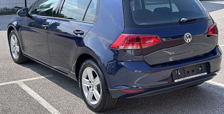 Zunanja slika - VW Golf - 1.2 TSI Comfortline °VELIKI SERVIS PRI 130.958 KM° - 4