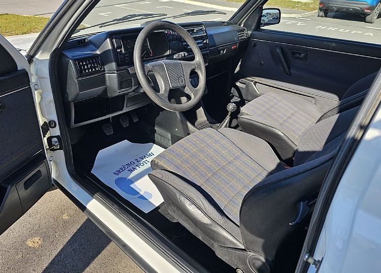 Zunanja slika - VW Golf - 1.8 16v GTI | obnovljen | certifikat oldtimerja | - 8