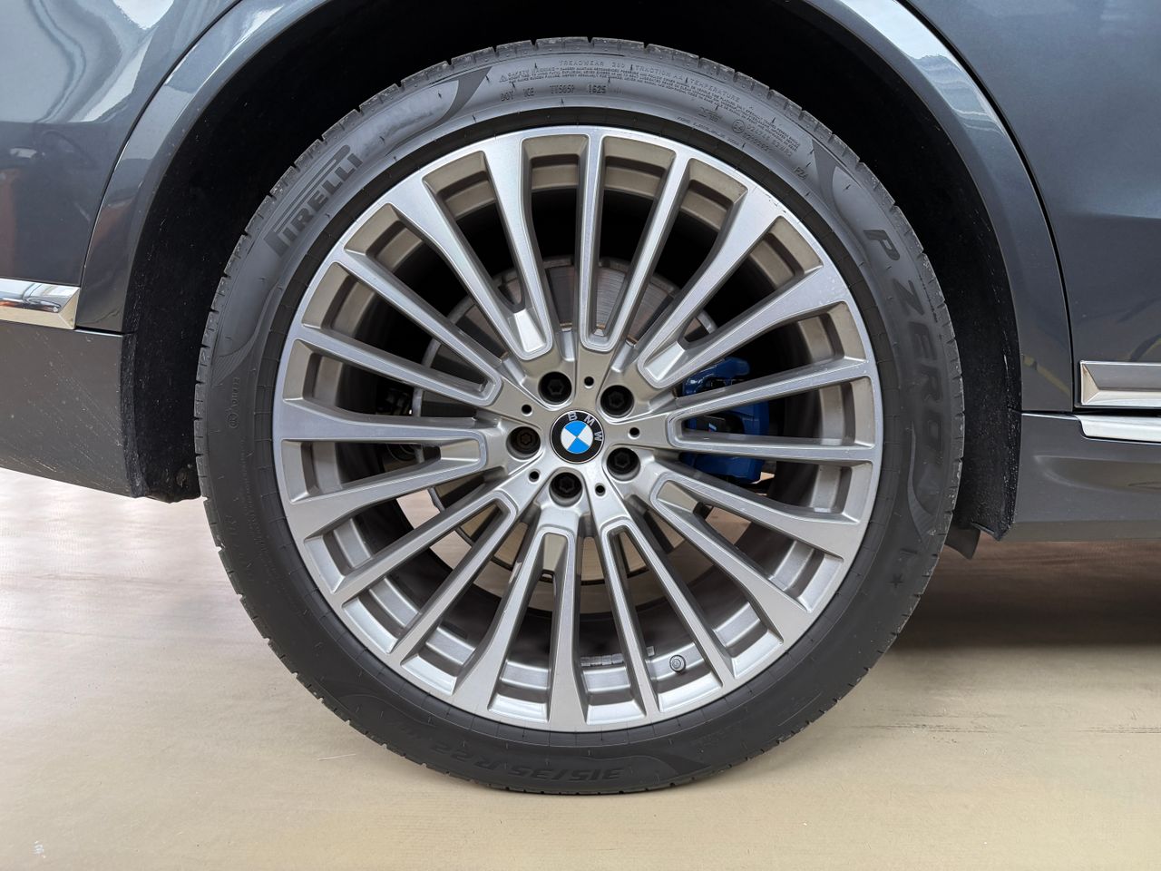 Zunanja slika - BMW X7 - BMW - 22