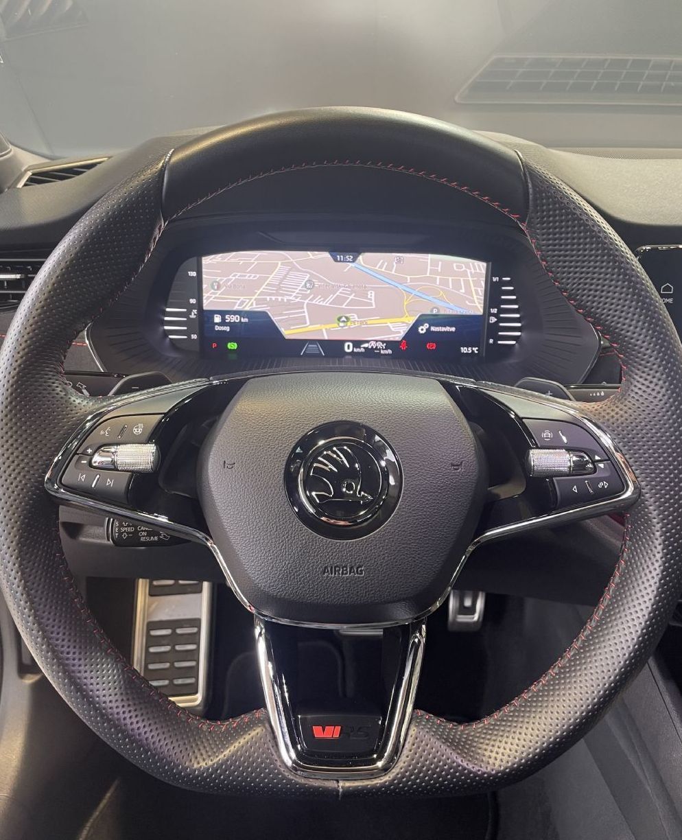 Zunanja slika - Škoda Octavia - RS-VIRTUAL-PANORAMA-NAVI-HALJENJE SED-ALCANTARA - 15