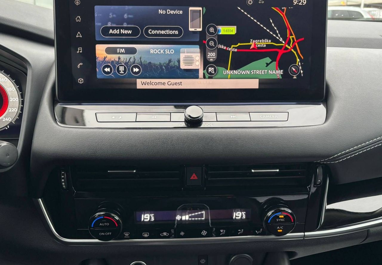 Zunanja slika - Nissan Qashqai - 1.3 DIG-T MHEV N-Connecta X-Tronic 360.KAM-PANO - 17