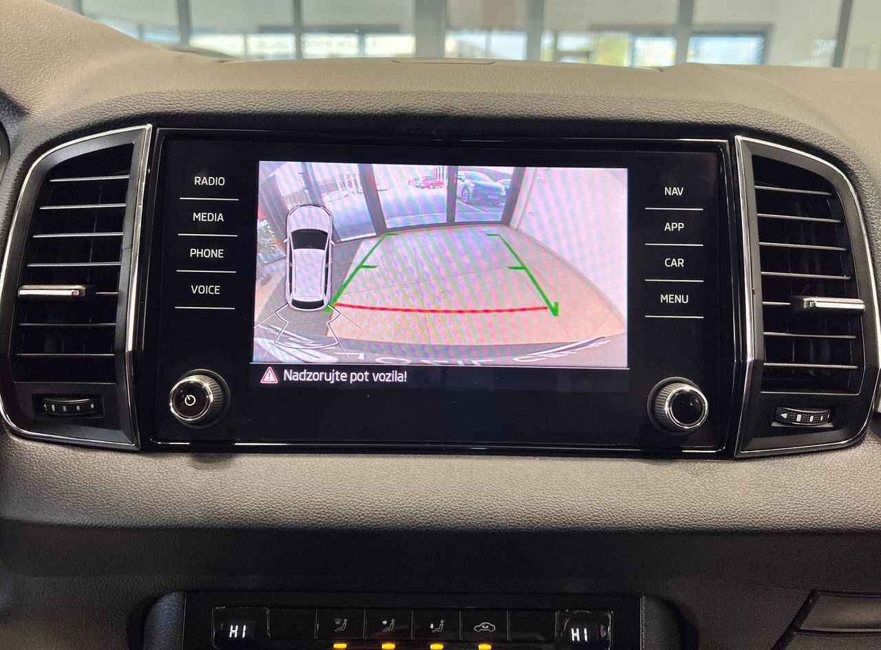 Zunanja slika - Škoda Karoq - 2.0 TDI-DSG-FRONT-ASSIST-ACC-KAM-KEYLESS-NAVI-PDC. - 18