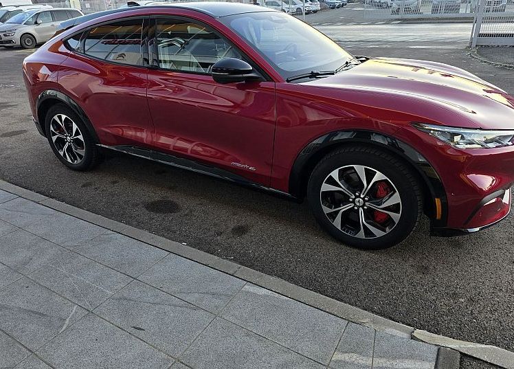 Zunanja slika - Ford Mustang Mach-e - 76kWh 198kW samodejni AWD - SLO -jamstvo - 4