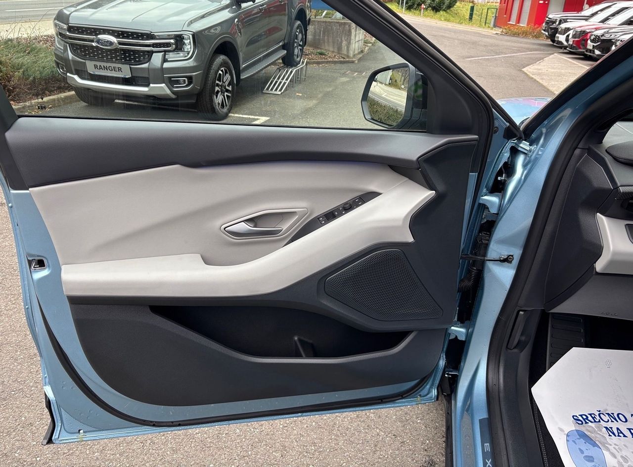 Zunanja slika - Ford Explorer - EV PREMIUM dv elektro79 kWh 250 kW AT AWD - 11