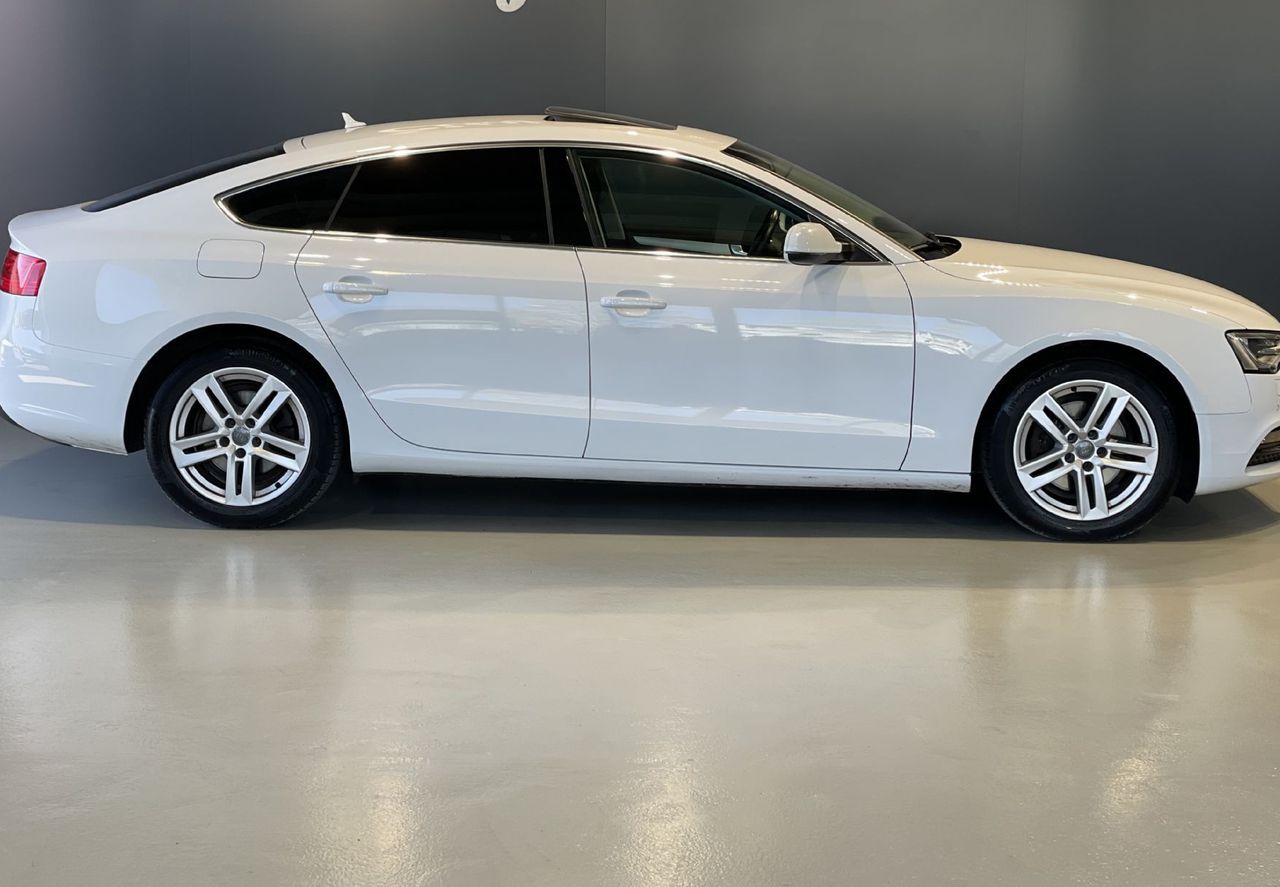Zunanja slika - Audi A5 - Sportback PANO-QUATTRO-KEYLESS-NAVI-GRETJE SED-TEMPOMAT-LED - 4