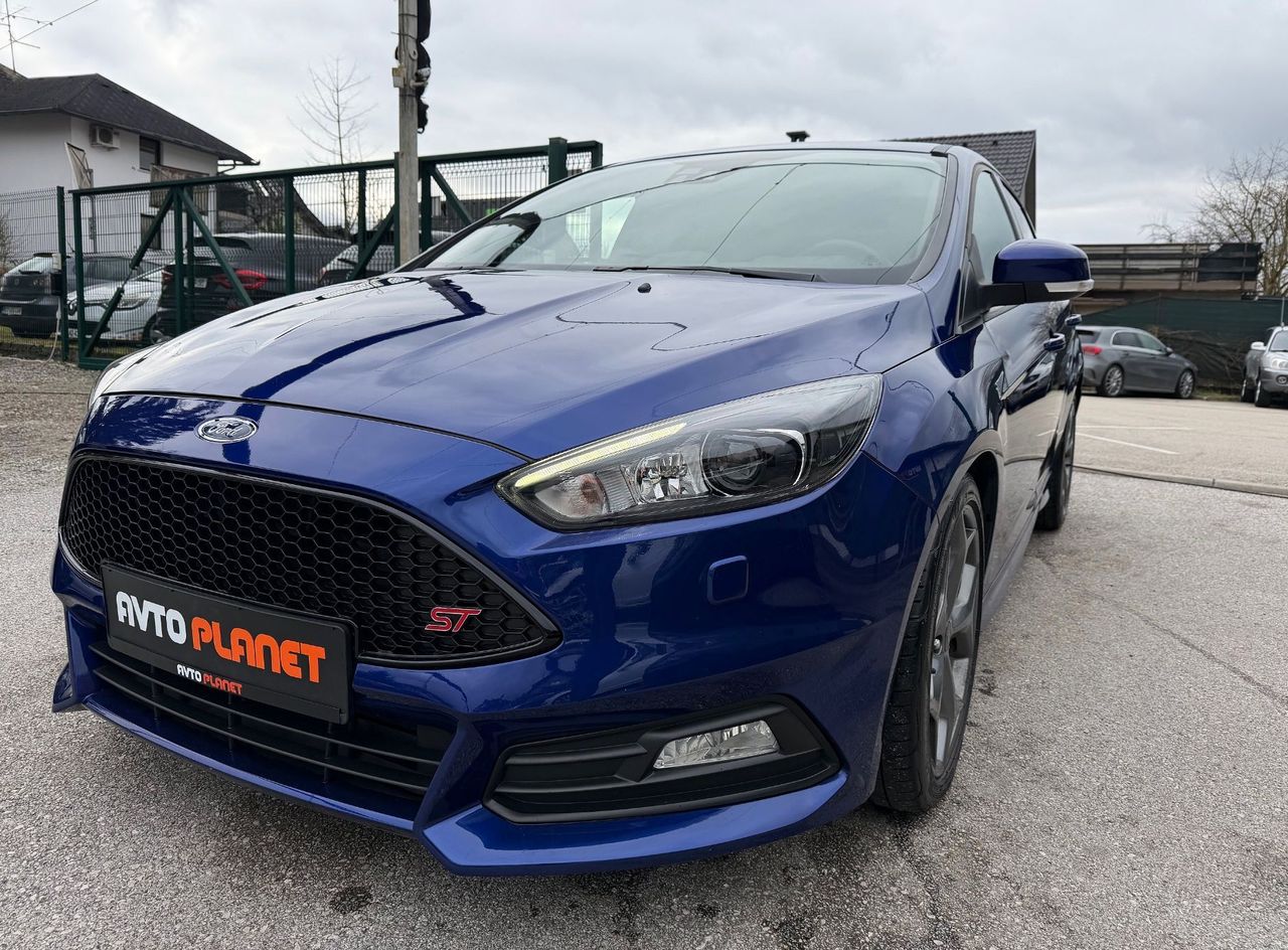 Zunanja slika - Ford Focus - ST-3 2.0 TDCi AUT. SLO 1.LASTNIK LED XENON RECARO - 7