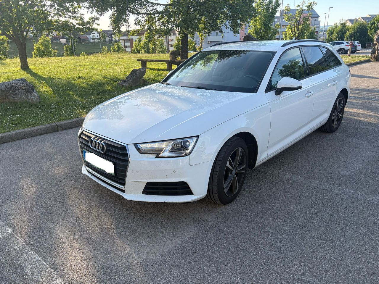 Zunanja slika - Audi A4 - Avant 2,0 TDI (Basis) S tronic - 1