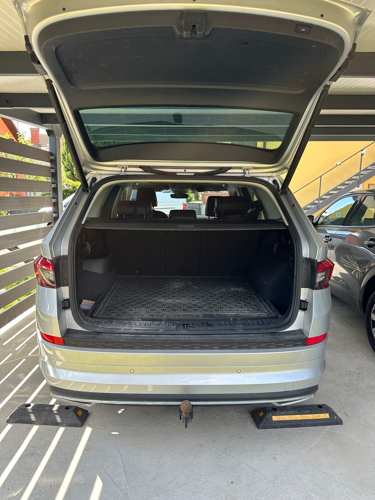 Zunanja slika - Škoda Kodiaq - 4x4 2,0 TDI L&K DSG - 4