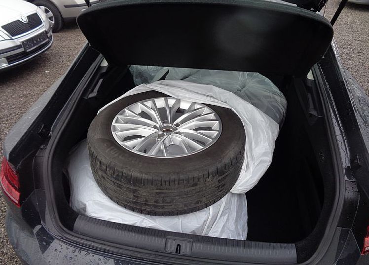 Zunanja slika - VW Arteon - 2.0 TDI AUTOMATIC - SAMO 102.000km - VLEČNA KLJUKA - 9