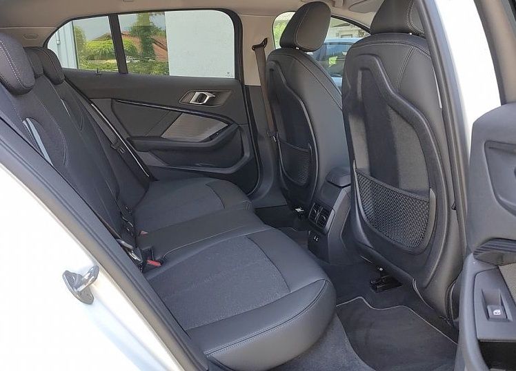 Zunanja slika - BMW Serija 1 - : 118i-AUT.-SPORTLINE-COCKPIT-FULLED-HEAD-UP-HARMAN- - 13