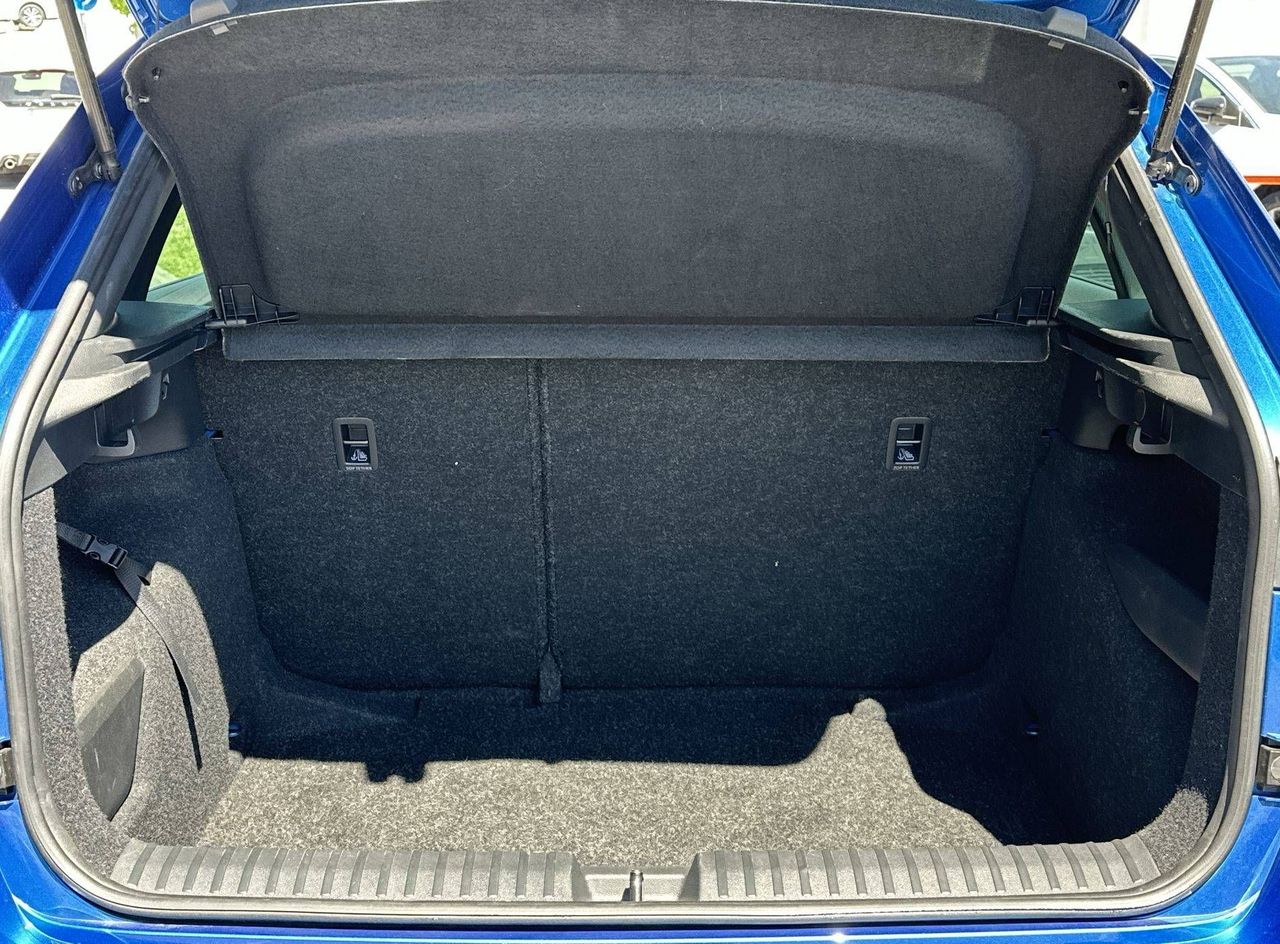 Zunanja slika - Škoda Kamiq - 1.0 TSI Sport  Volan+sedeži  Kamera - 11