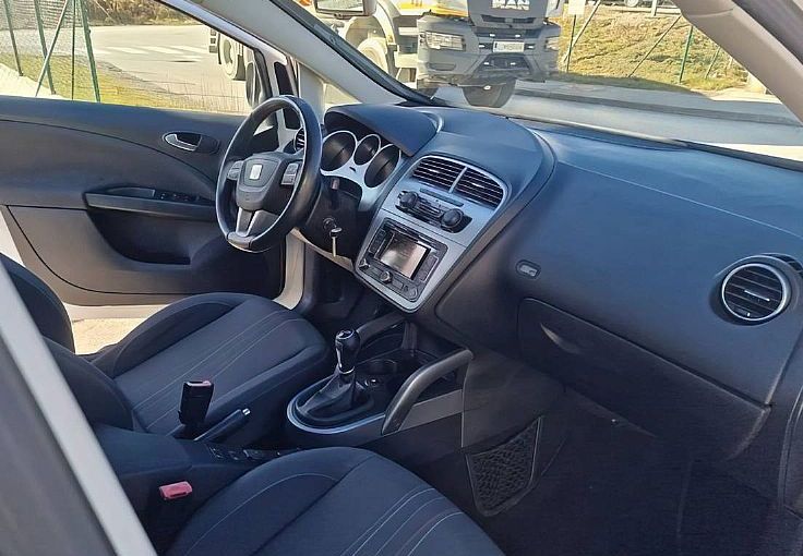Zunanja slika - Seat Altea XL - 1.6 TDI DPF Style  LEPO OHRANJEN - 8