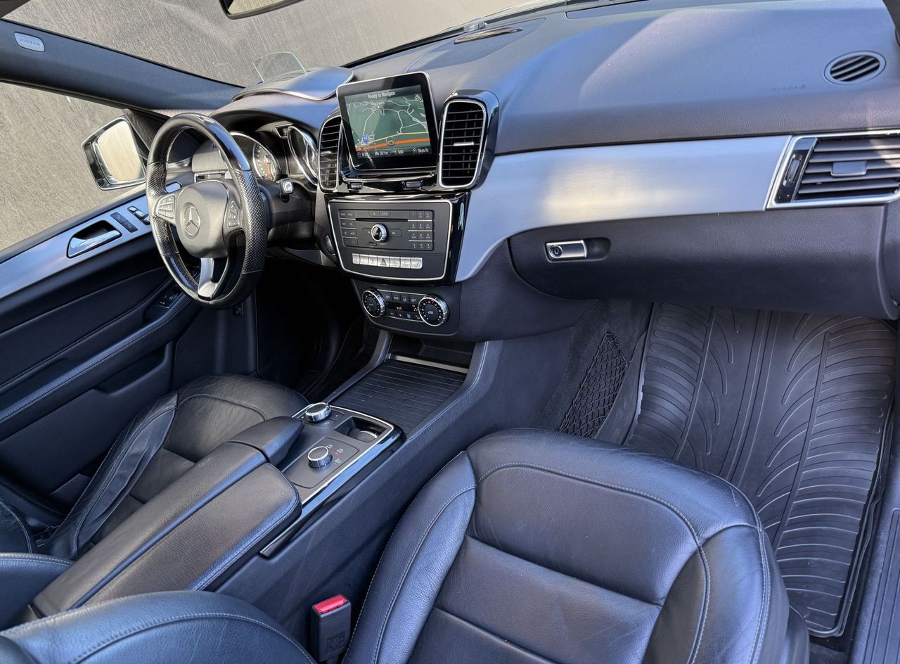 Zunanja slika - Mercedes-Benz GLE-Razred - GLE 250d-PANORAMA-360°-USNJE- NAVI-H K - 10