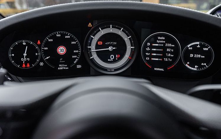 Zunanja slika - Porsche 911 - 4 GTS - Matrix - BOSE - PANO - Sportchrono - 16