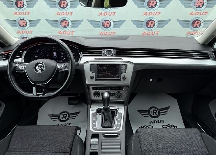 Zunanja slika - VW Passat - Variant 2.0|COMFORTLINE|VIRTUAL|GREJ.SEDEŽ|MEMORY|JAMSTVO - 9