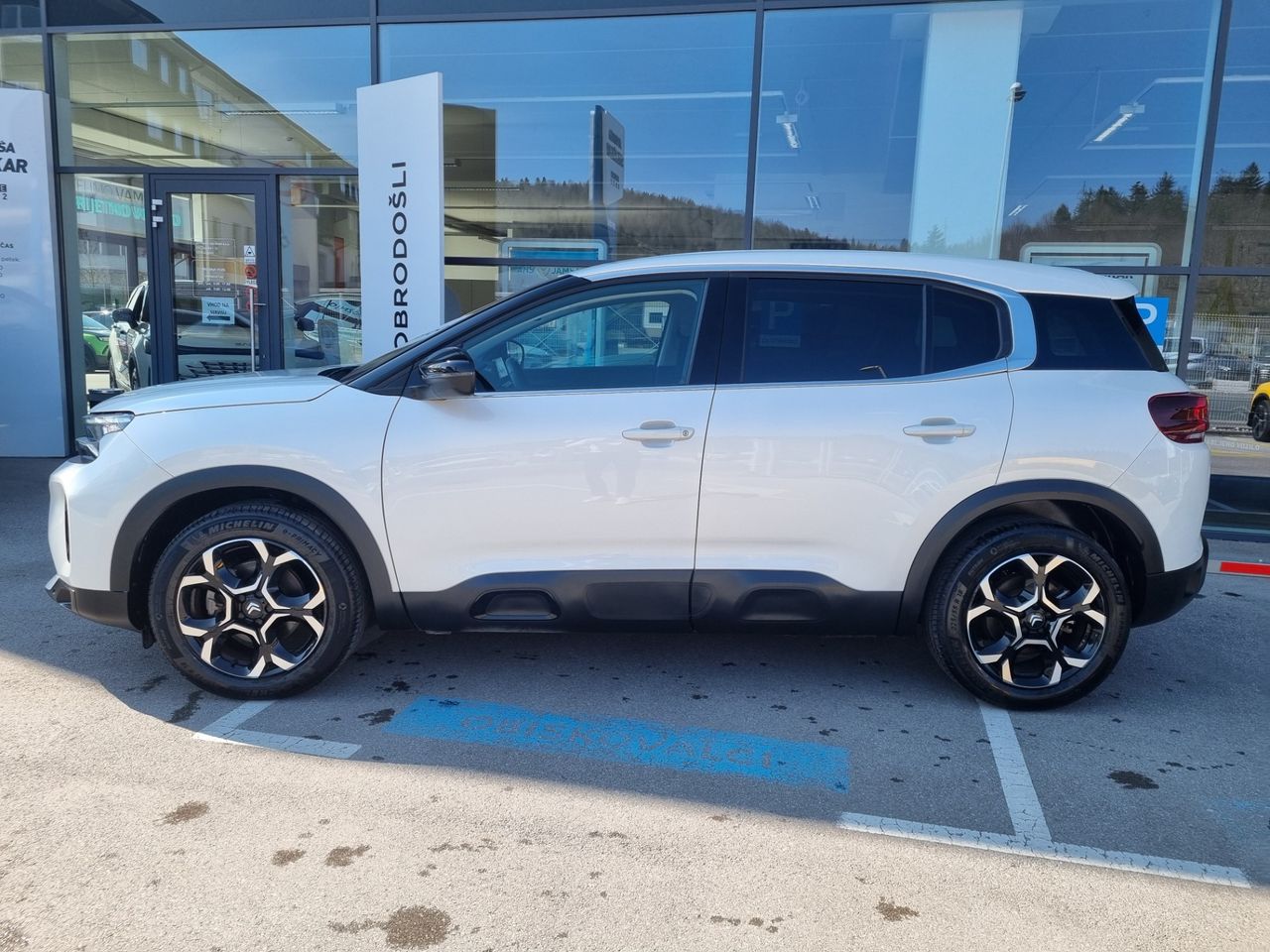 Zunanja slika - Citroën C5 - 1.2PureTech 130 PLUS - SAMO 17.589KM - TOP OPREMA - 4
