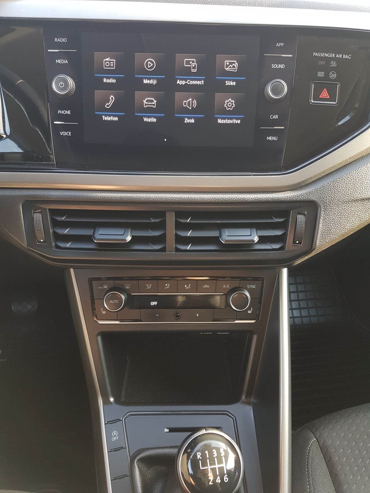 Zunanja slika - VW Polo - 1,0 TSI Life - 9