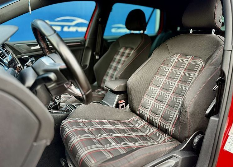 Zunanja slika - VW Golf - 2.0 GTI - 7