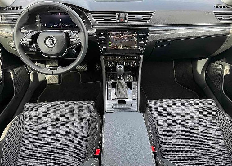 Zunanja slika - Škoda Superb - 2.0 TDI 150ks °AUTOMATIC°  °FULL LED° °VIRTUAL° - 9