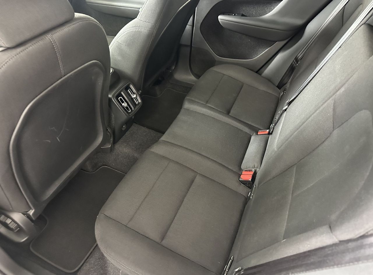 Zunanja slika - Volvo XC40 - D3 A AWD Momentum KAMERA.NAVI.ALU.4X4.TOP - 11