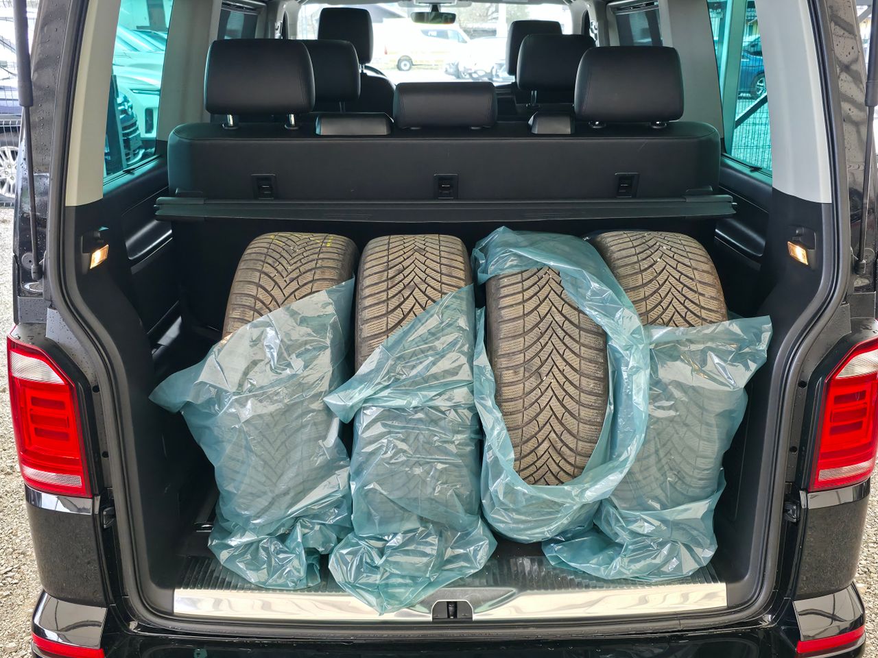 Notranja slika - VW Multivan - VW - 4