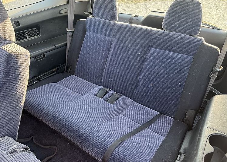 Zunanja slika - Honda Stream - 2.0i ES KLIMA 7 SEDEŽEV SLO POREKLO - 6