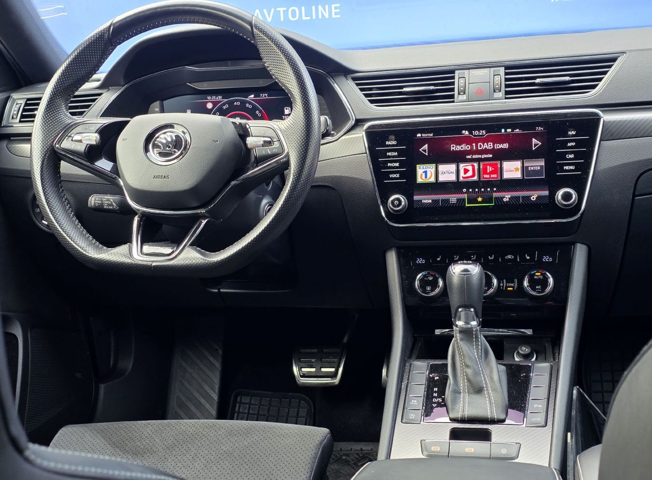 Zunanja slika - Škoda Superb - 1.5 TSI Sportline Combi 110 kW DSG AMBI NAVI EL SE - 7