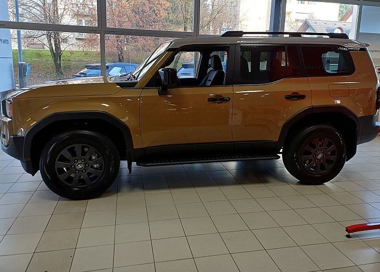 Zunanja slika - Toyota Land Cruiser - FIRST EDITION - 3