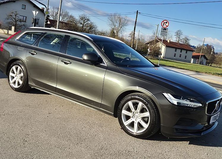 Zunanja slika - Volvo V90 - D4 Momentum 190ks °FULL LED °USNJE °PANORAMA - 2