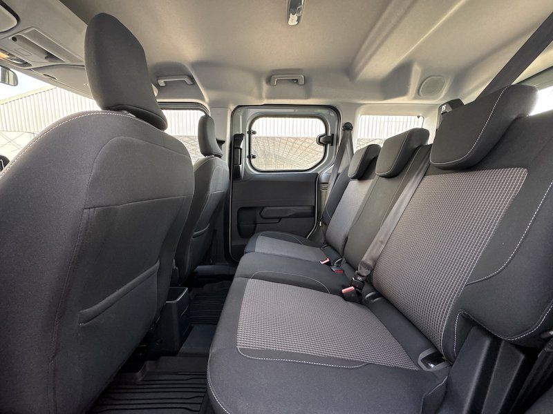 Zunanja slika - Ford Tourneo Courier - 1.0 ECOBOOST 125KM TREND 1.LAST. SLO POREKLO - 9