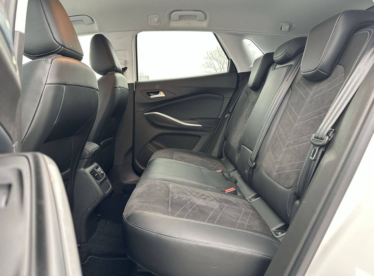 Zunanja slika - Opel Grandland X - 1.5 D AUT ULTIMATE ACC MRTVI KOT GRETJE SED+VOLAN. - 11