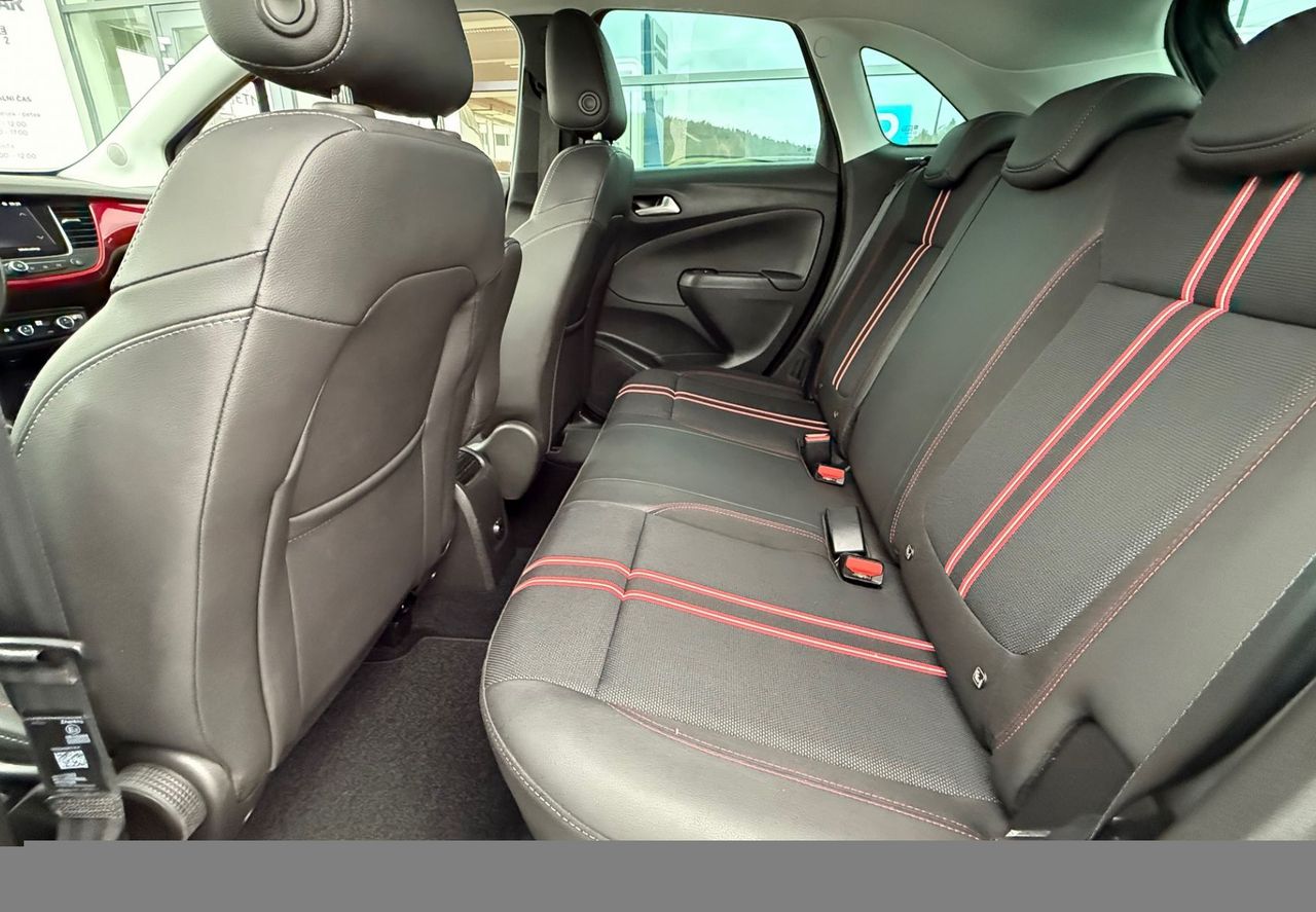 Zunanja slika - Opel Crossland - 1.2 TURBO 96KW GS-Line - AVTOMATIK - ODLIČEN - 8