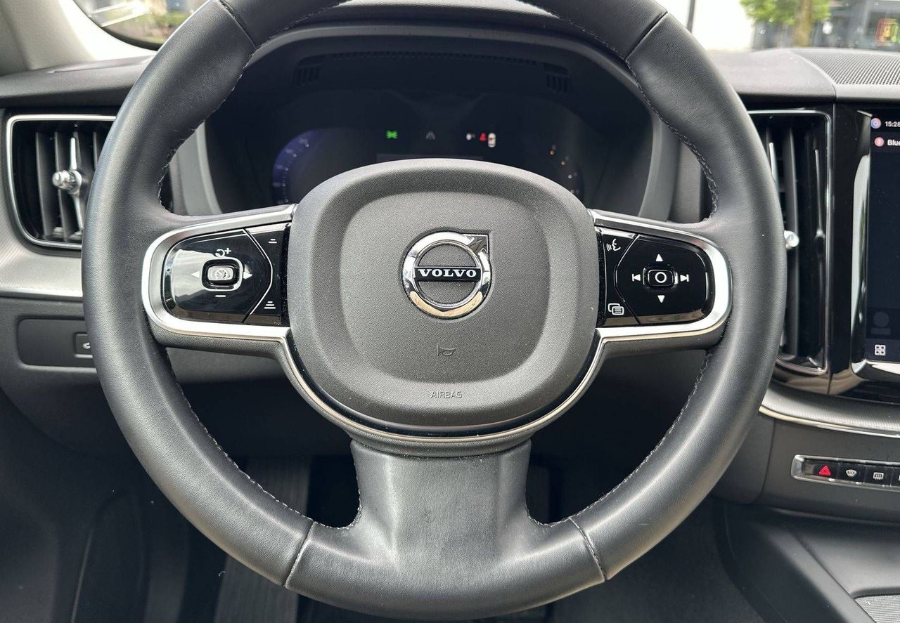 Zunanja slika - Volvo XC60 - B4D AWD Plus Dark Avt. ACC BLISS MEMORY HK - 13