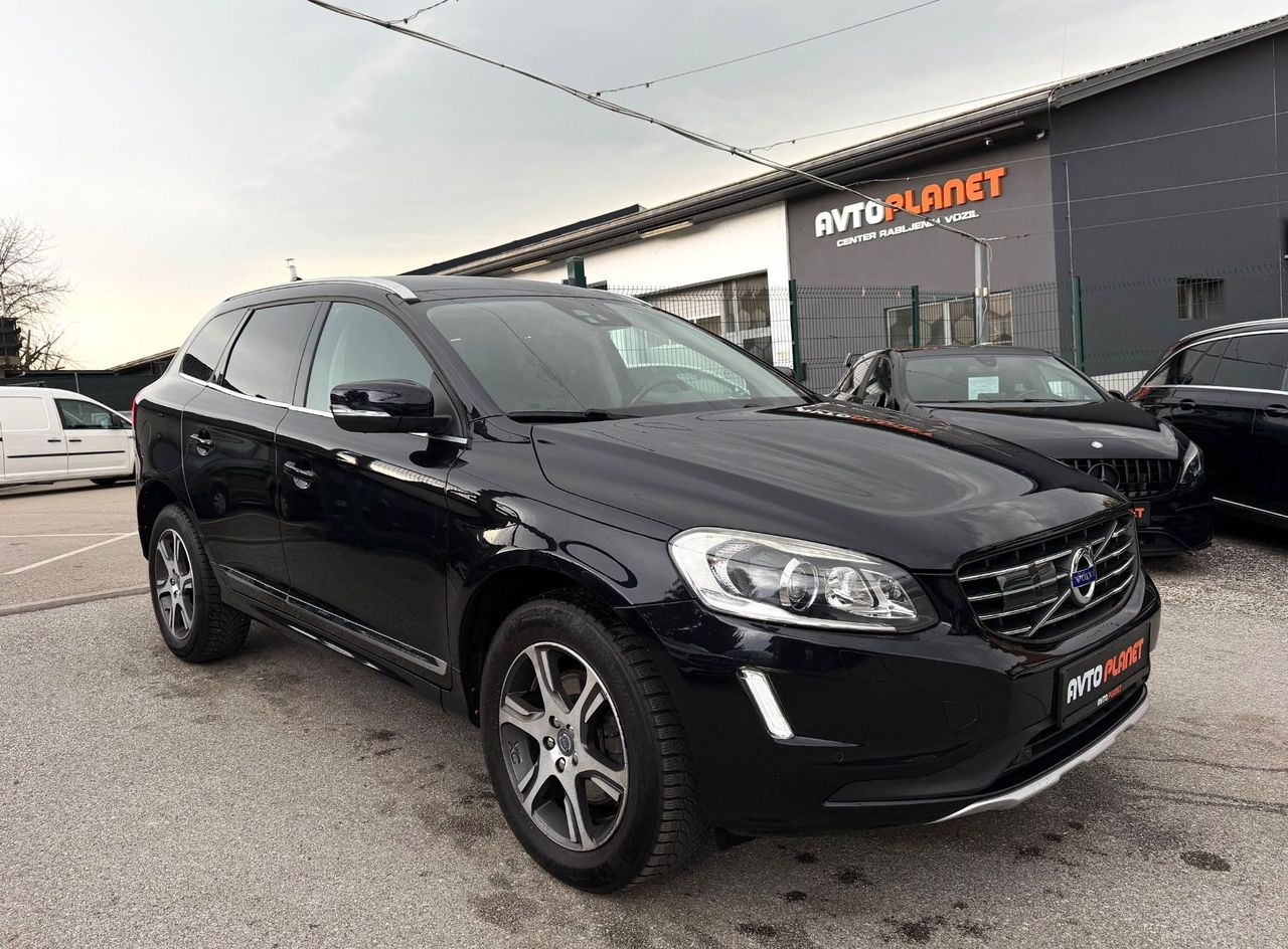 Zunanja slika - Volvo XC60 - D4 Summum AUT. LED XENON ACC NAVI BLS VIRTUAL - 4