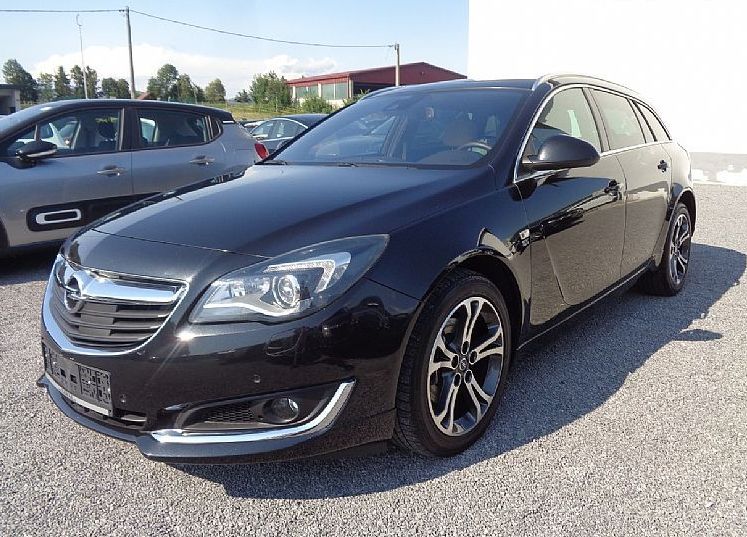 Zunanja slika - Opel Insignia - 2.0 CDTI 170KM ST 4x4 AUTOMATIK - samo 30.681km - 1
