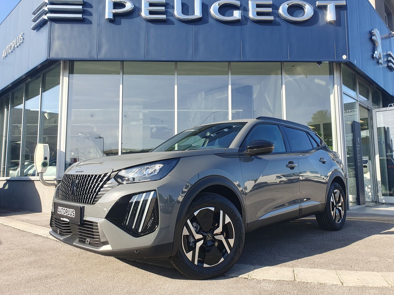 Zunanja slika - Peugeot 2008 - Allure HIBRID 110 - NA ZALOGI - 1